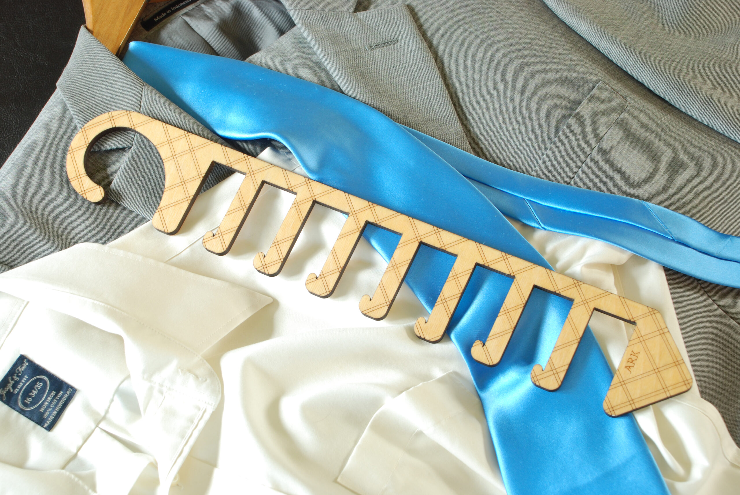 Tie Rack - Image 6